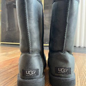 Womens Black UGG boots